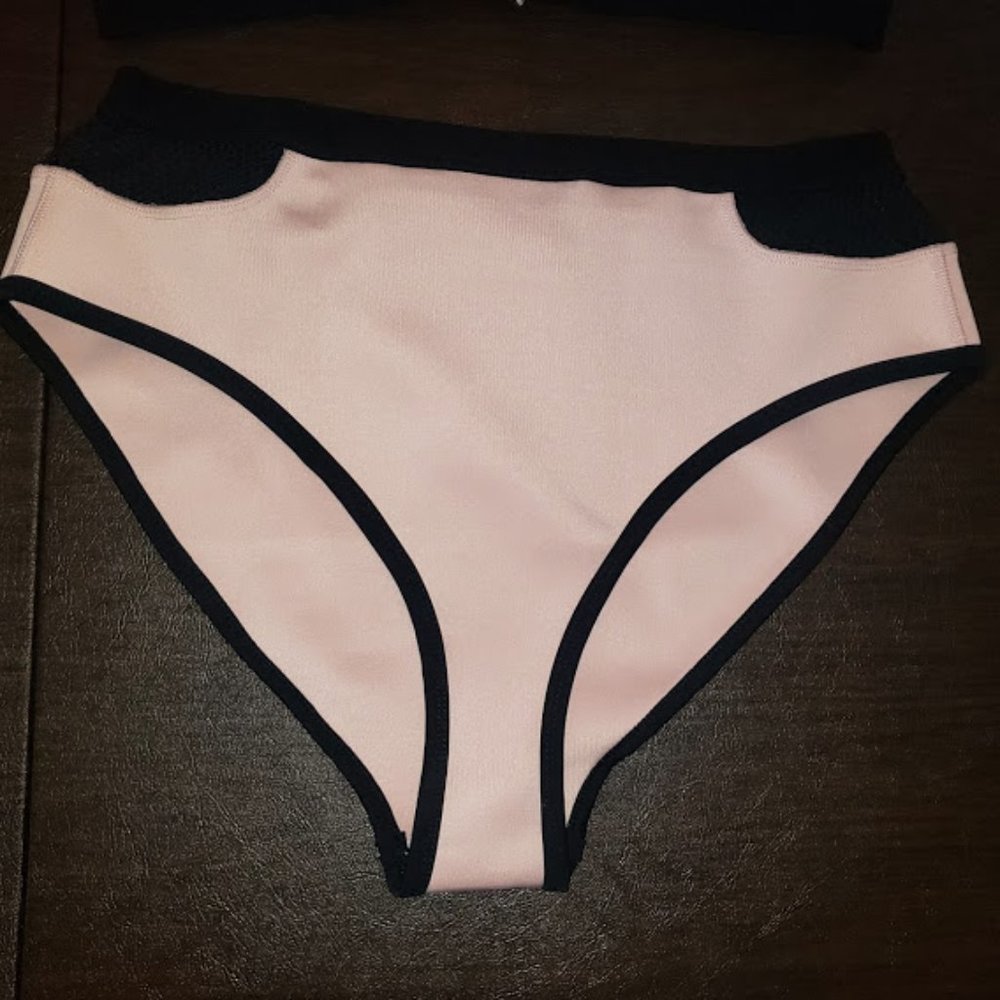 Forever 21 Bikini - Picture 4 of 5